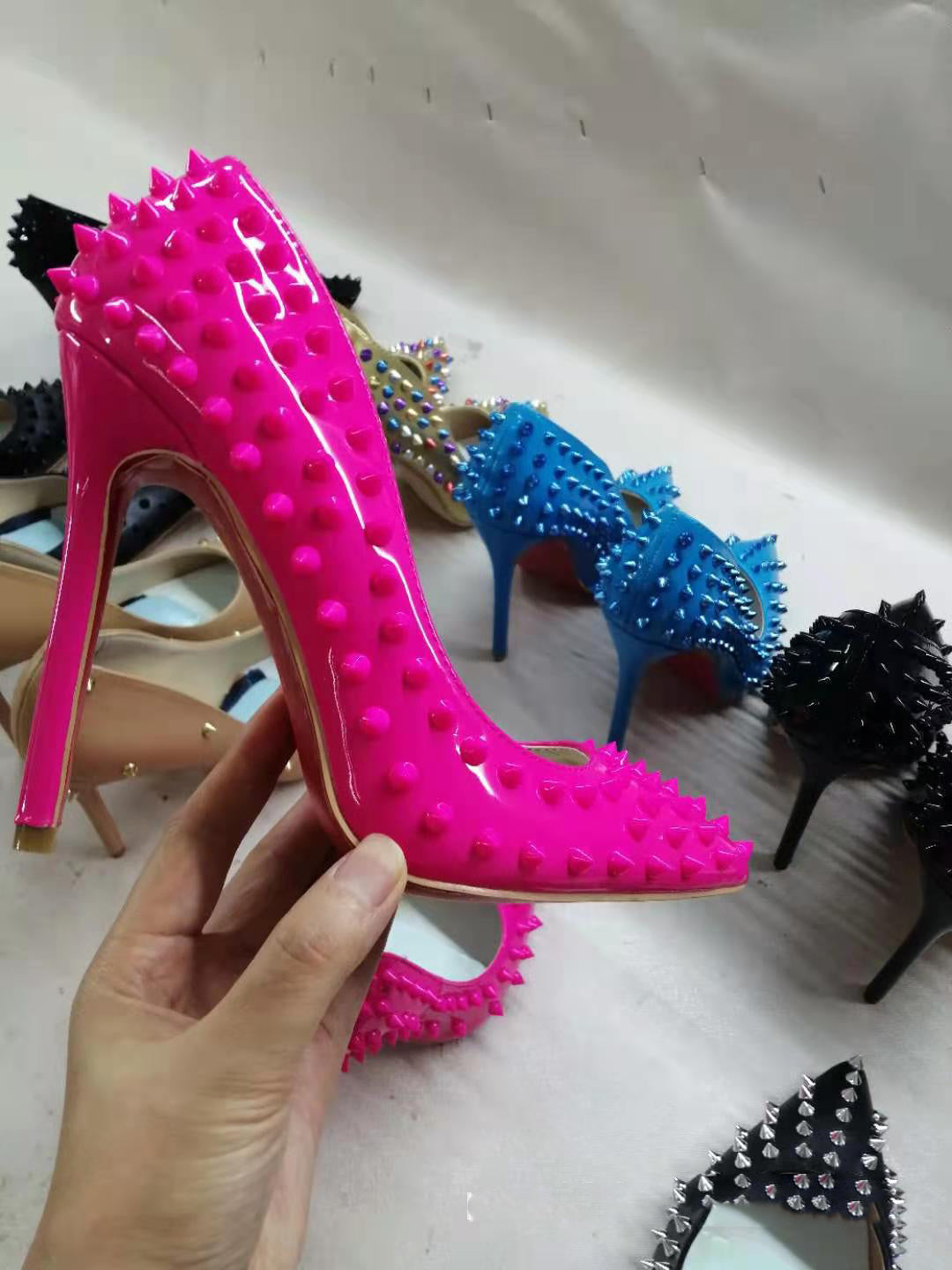 Fashion Women's Rivet Pointed Toe High Heels